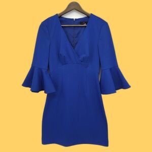 Trina Turk Surplice Bell Sleeve Sheath Dress Blue Diamond Jacquard Size 2